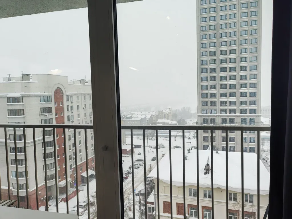 Двухкомнатная студия с панорамным видом на Октябрьский мост!!!