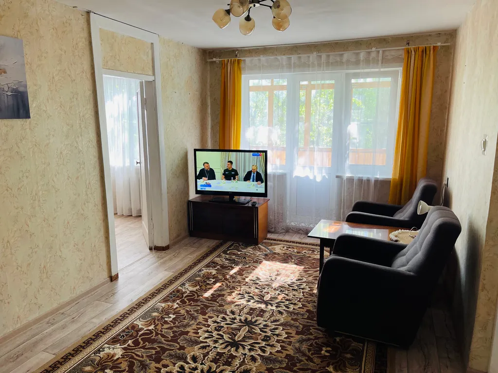 Уютная светлая квартира от собственника — аренда посуточно в Псков