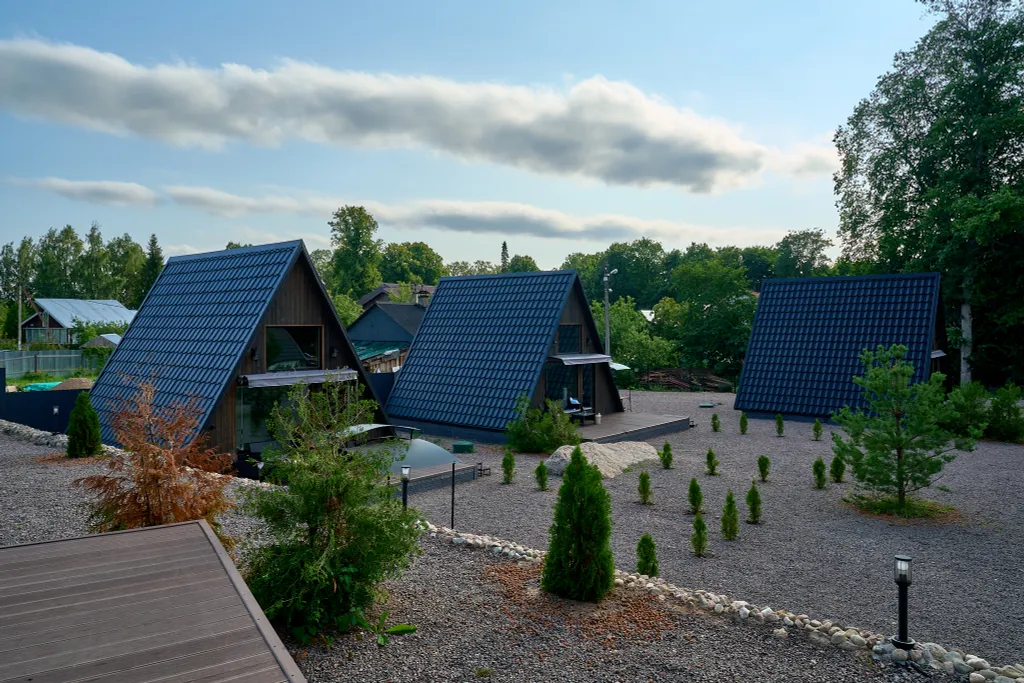 Треугольный дом на Финском заливе