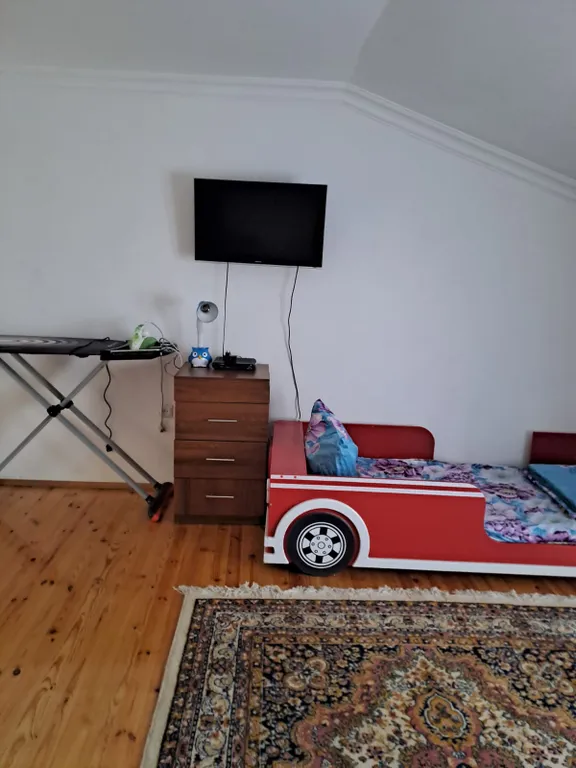 Дом 2 этажный просторный со всеми условиями. 2 этаж верандой