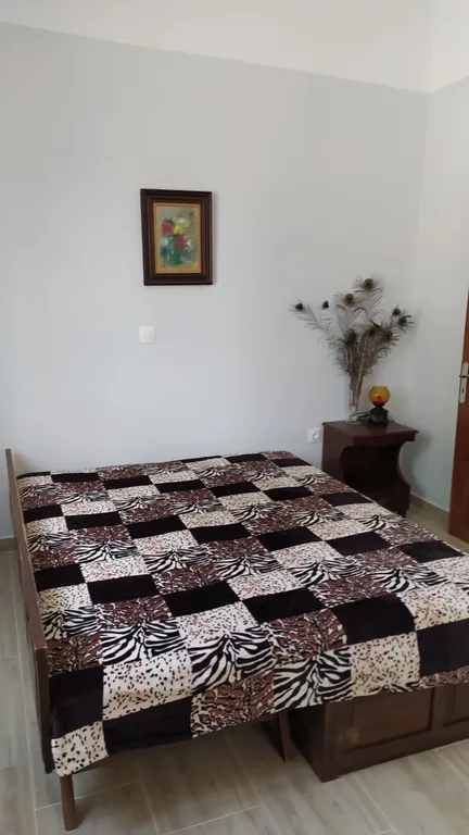 Дом у соснового парка и моря