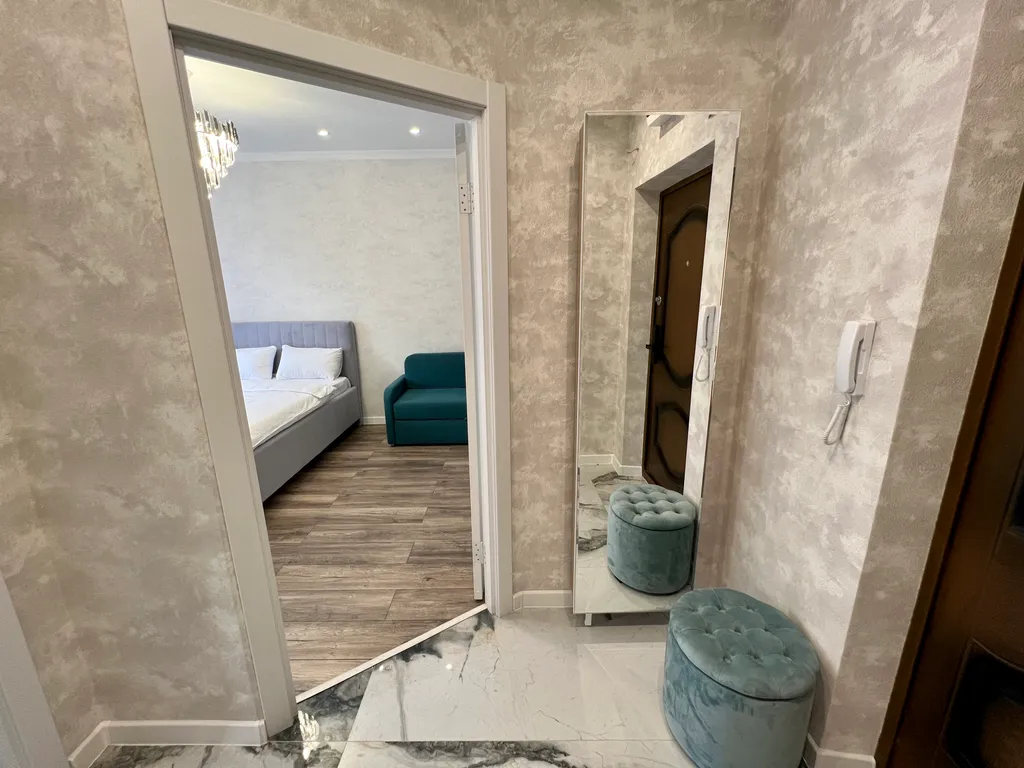 Элегантная квартира в ЖК Российский рядом со сквером и фонтаном