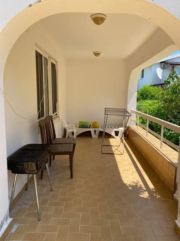 Вилла на первой линии моря