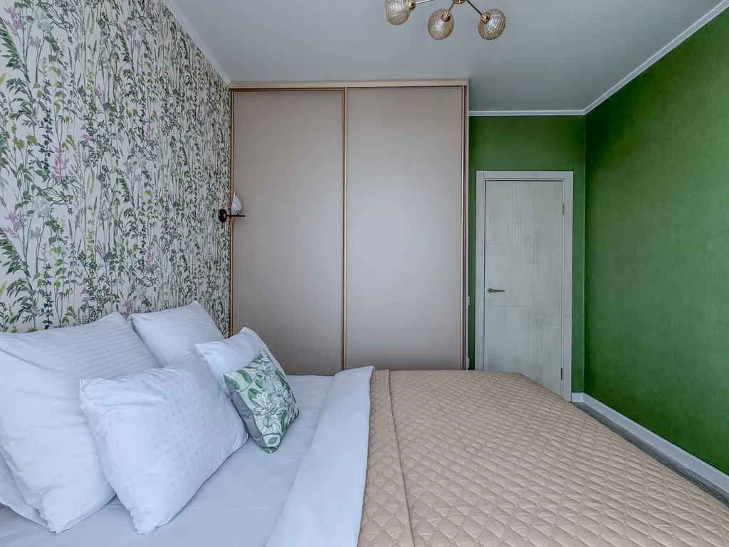 Квартира с евроремонтом, вид на город и реку