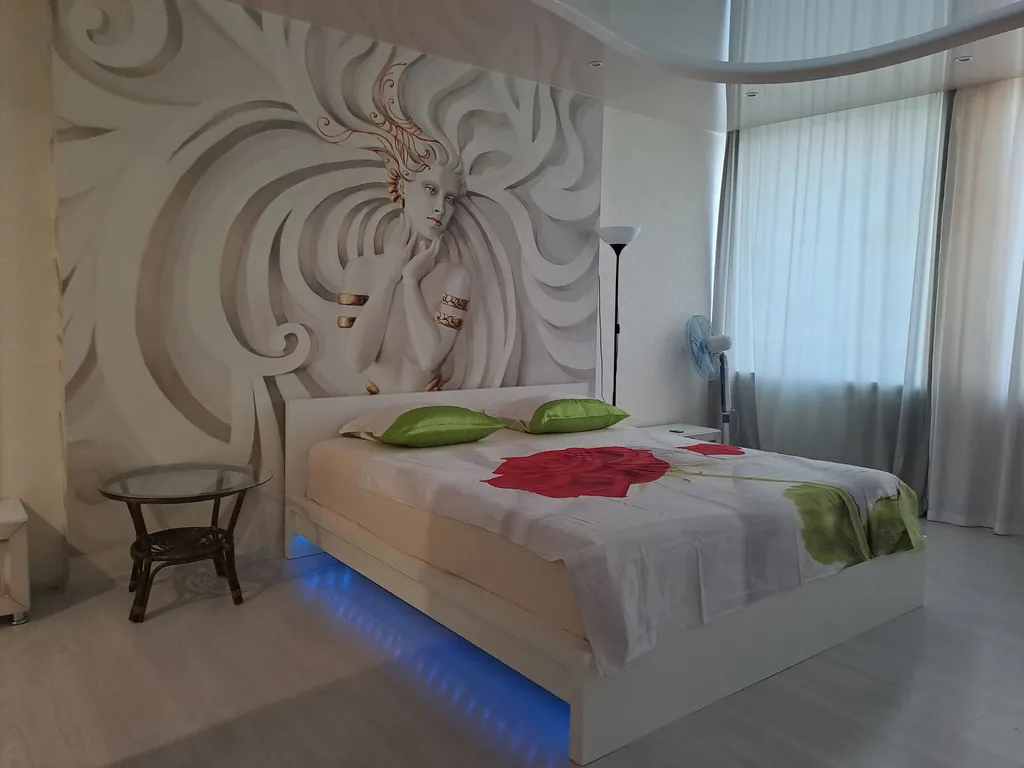 1-комнатная квартира с джакузи с дизайнерским ремонтом