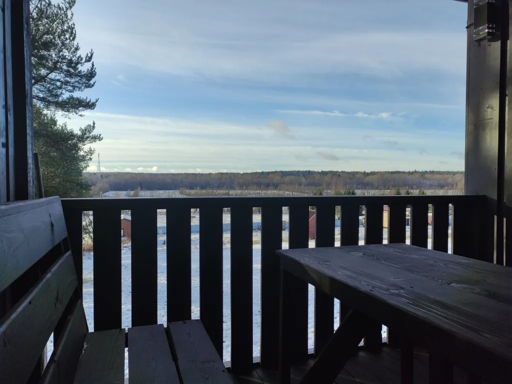 Коттедж Уютный дом с бассейном — Приморск