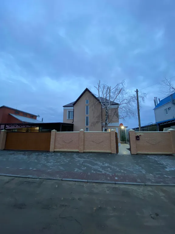 Коттедж Большой двухэтажный дом — аренда посуточно в Кропоткин