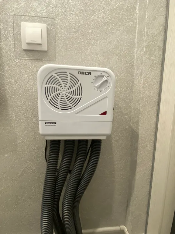 Уютная квартира с массажным креслом и кофемашиной