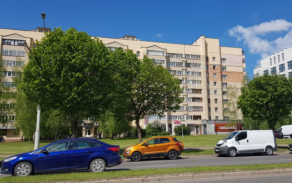 Квартира Просторные апартаменты в уютном, живописном районе Минска — Минск