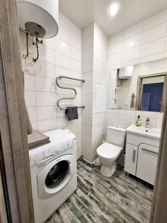 Завораживающий вид с 21го этажа в шаговой доступности от жд вокзала