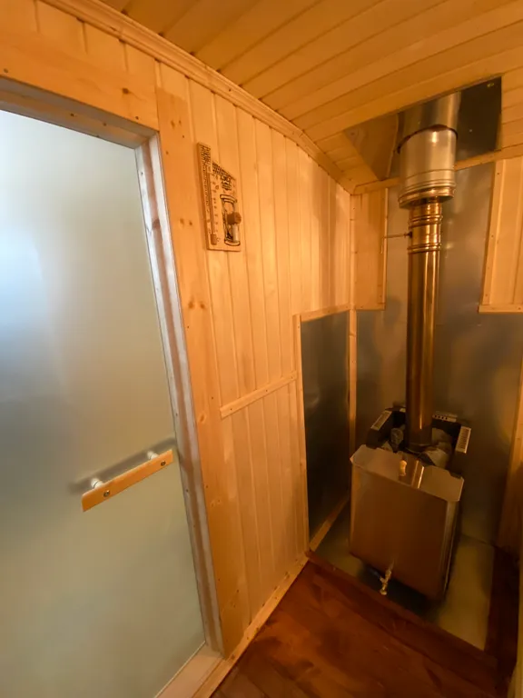 Коттедж Домик с баней и банным чаном — Высоковск