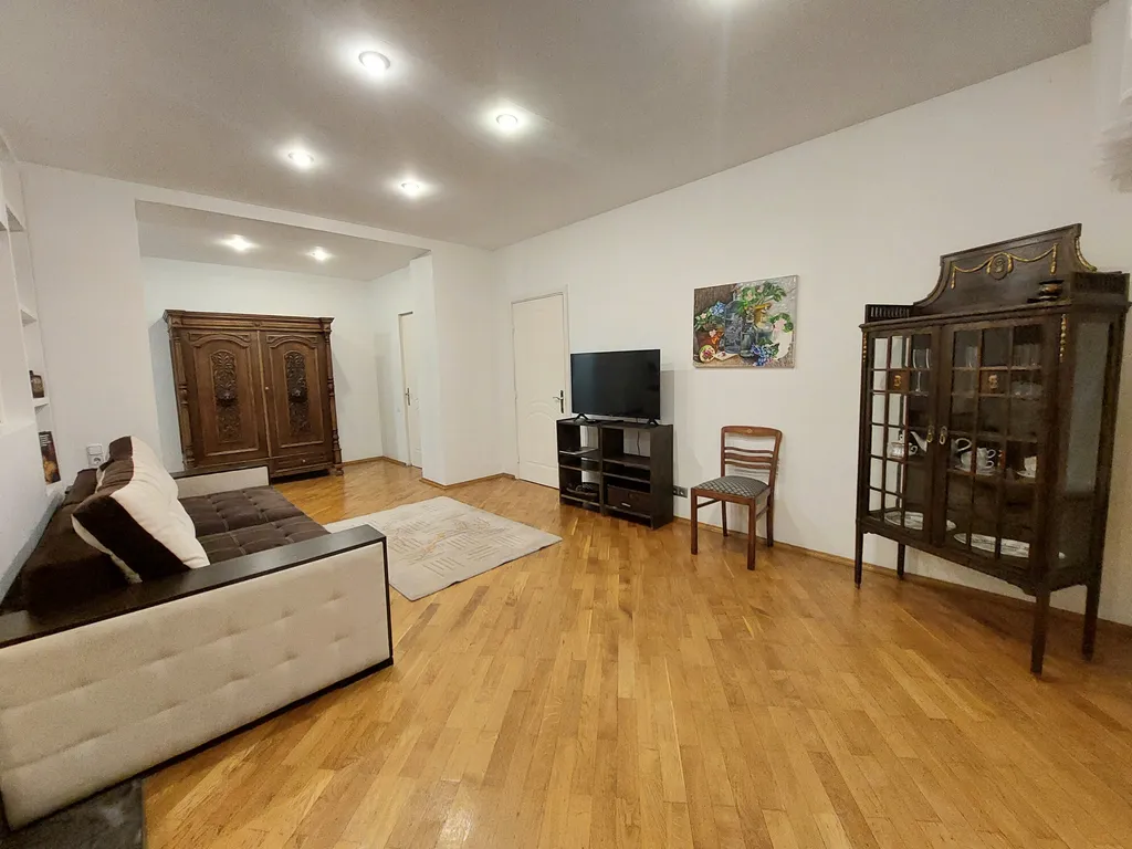 Квартира Просторная 3-х комнатная квартира в центре Минска — Минск