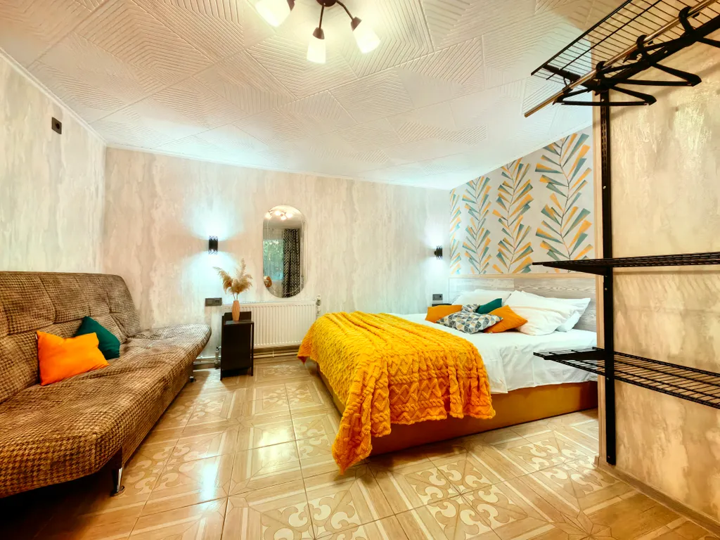 Уютная студия с индивидуальной терраской увитой виноградной беседочкой