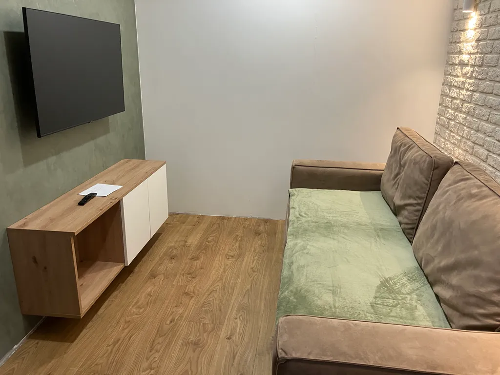 Студия в новом доме, центр