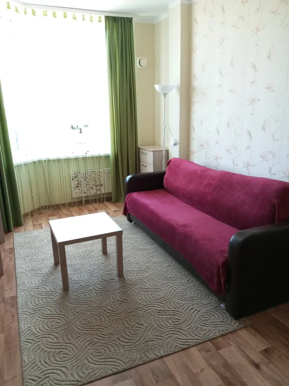 Квартира возле аквапарка с видом на парк и реку