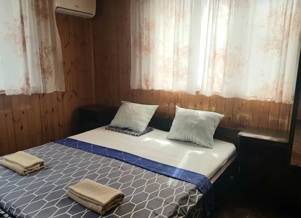 Квартира Трехместная комната с видом на горы — Геленджик