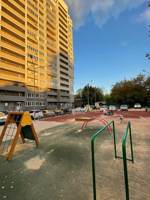 Стильные апартаменты с видом на город