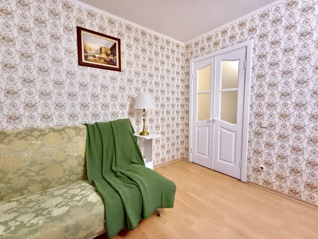 Уютная квартира в шаге от станции метро Проспект Космонавтов