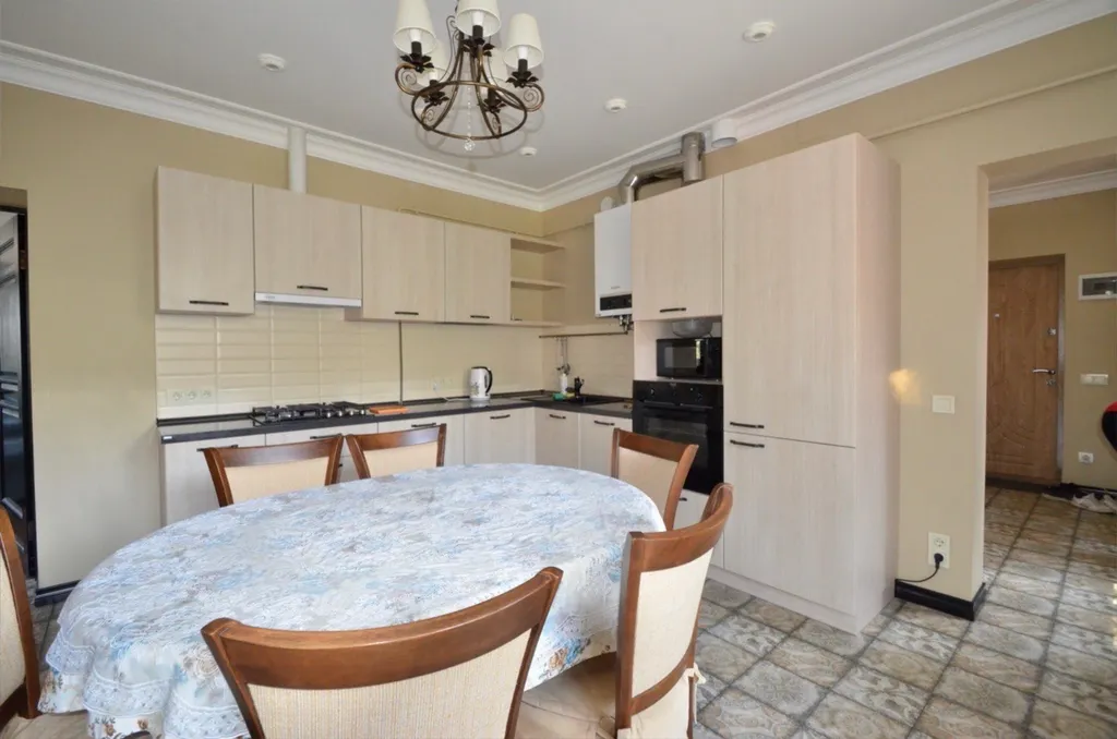 Уютная квартира в историческом центре города, близко к морю