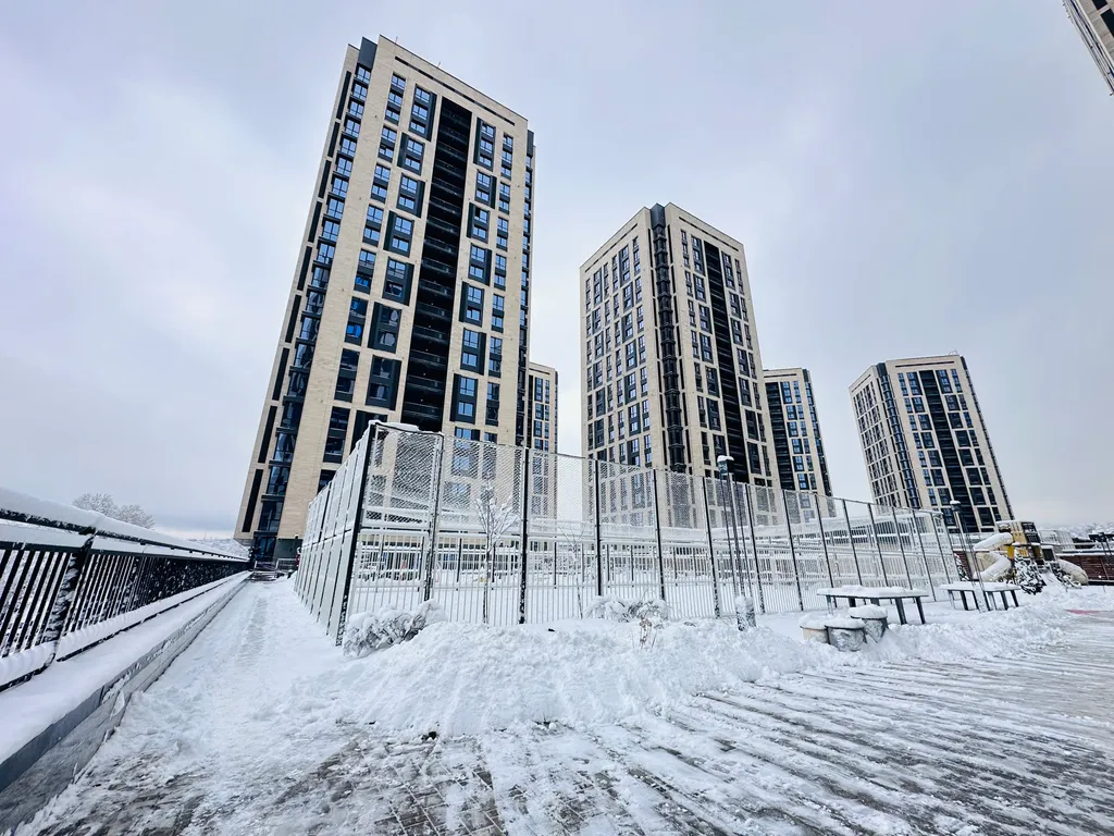 Двухкомнатная квартира с видом на город