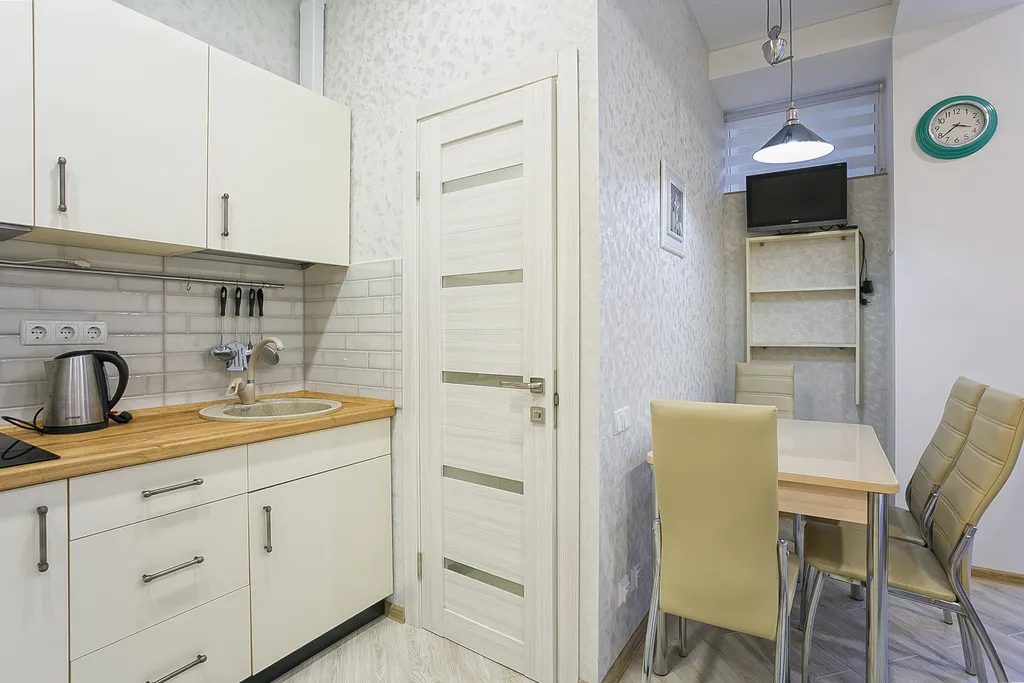 Квартира-студия на двоих с балконом в Симеизе на Баранова