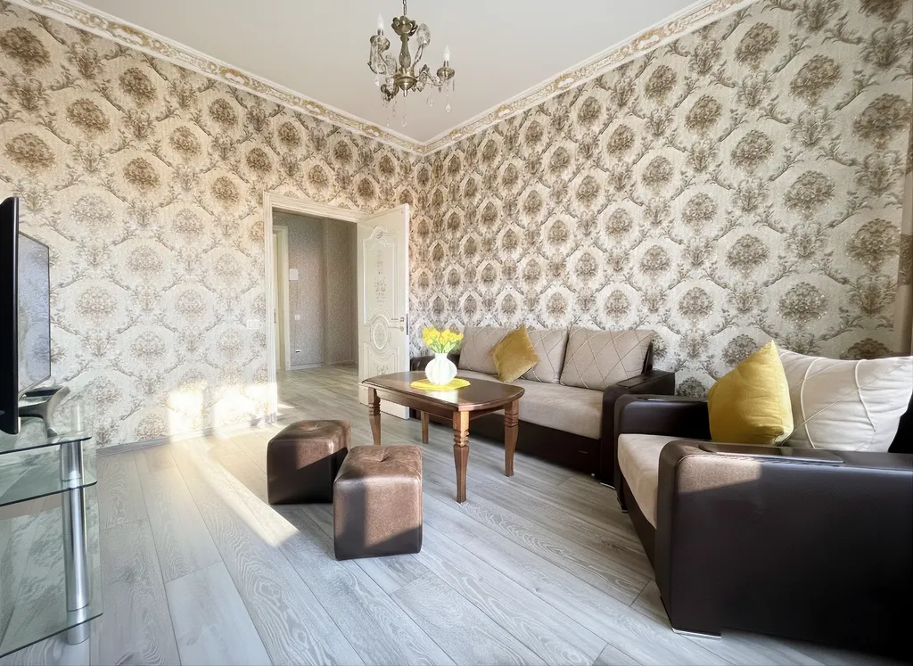 Premium Building in the historic city center