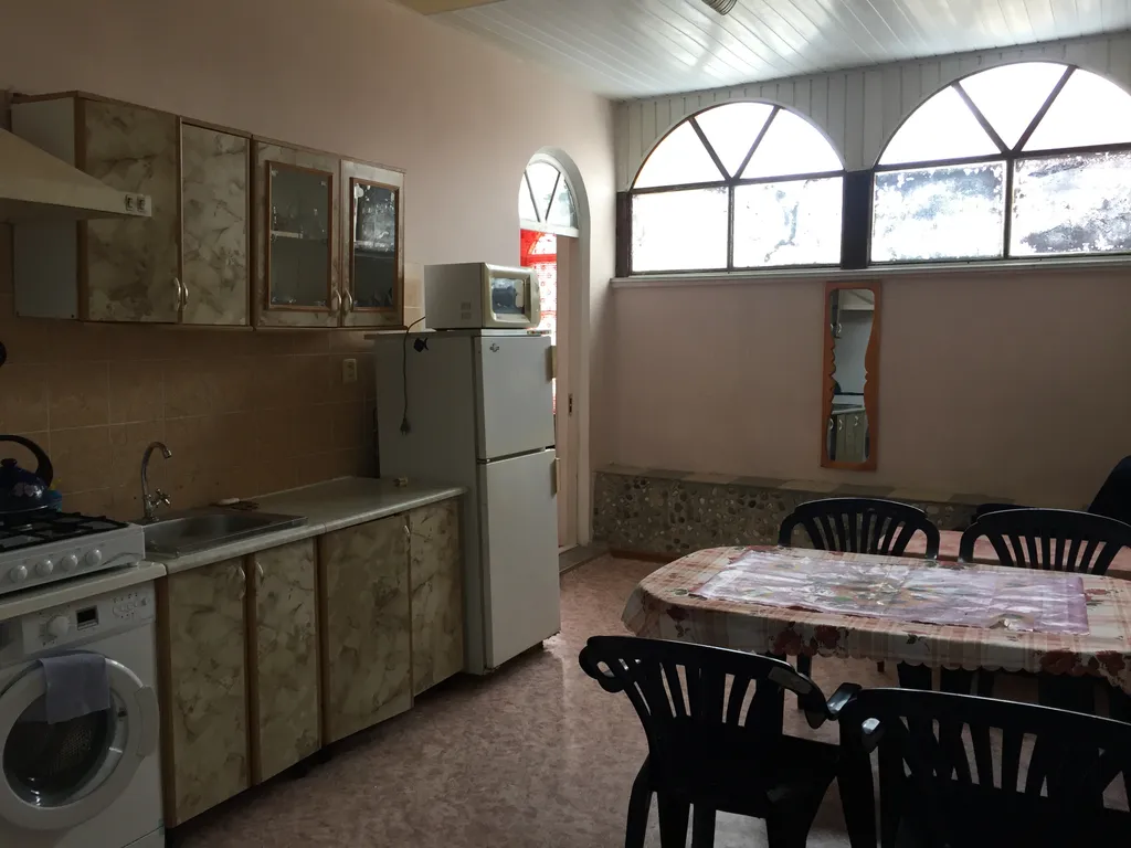 Квартира Квартира 3-х комнатный номер в 5 минутах от пляжей в Теремок у моря — Евпатория