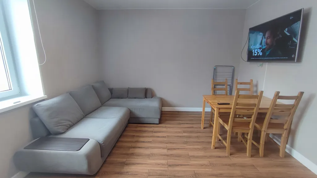 Двушка люкс с большой кухней