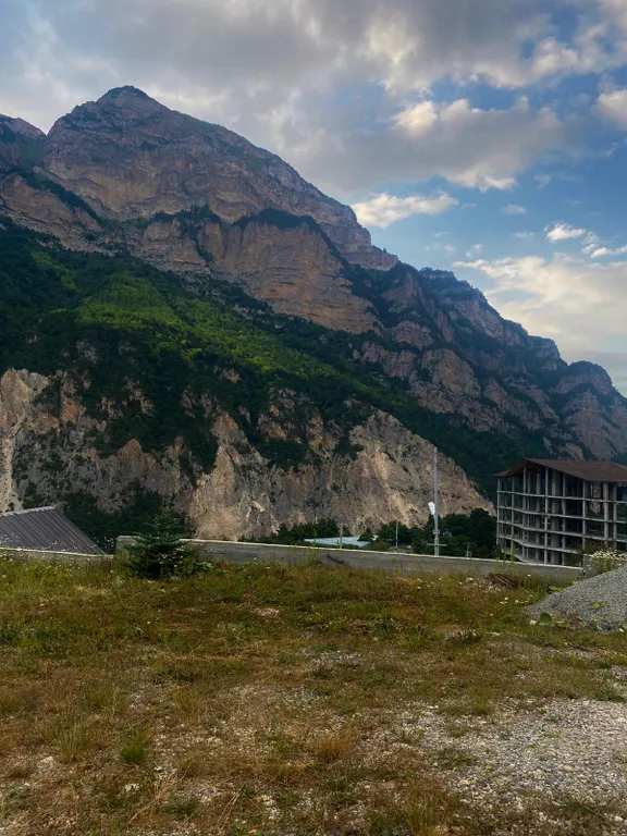 6-комнатный Дом