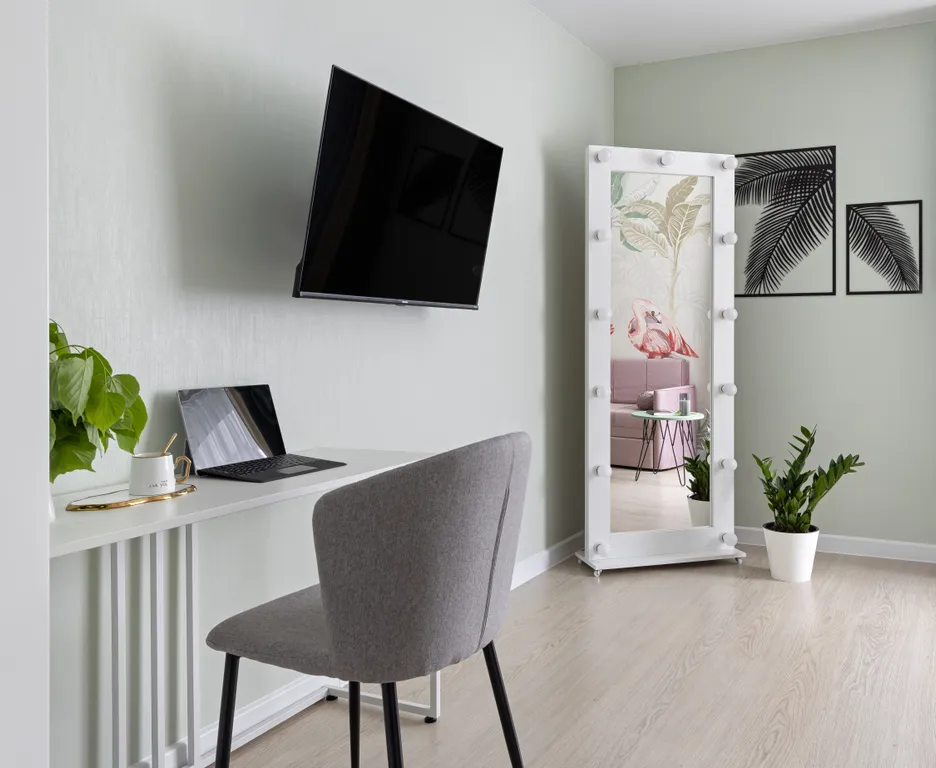 Дизайнерская квартира "Фламинго" рядом с лесом в Зеленогорске