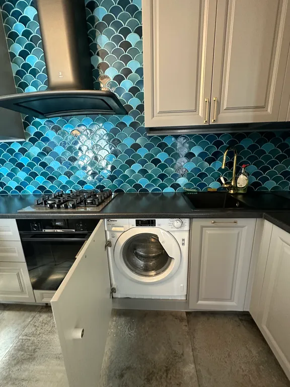 Дизайнерская большая квартира на берегу моря