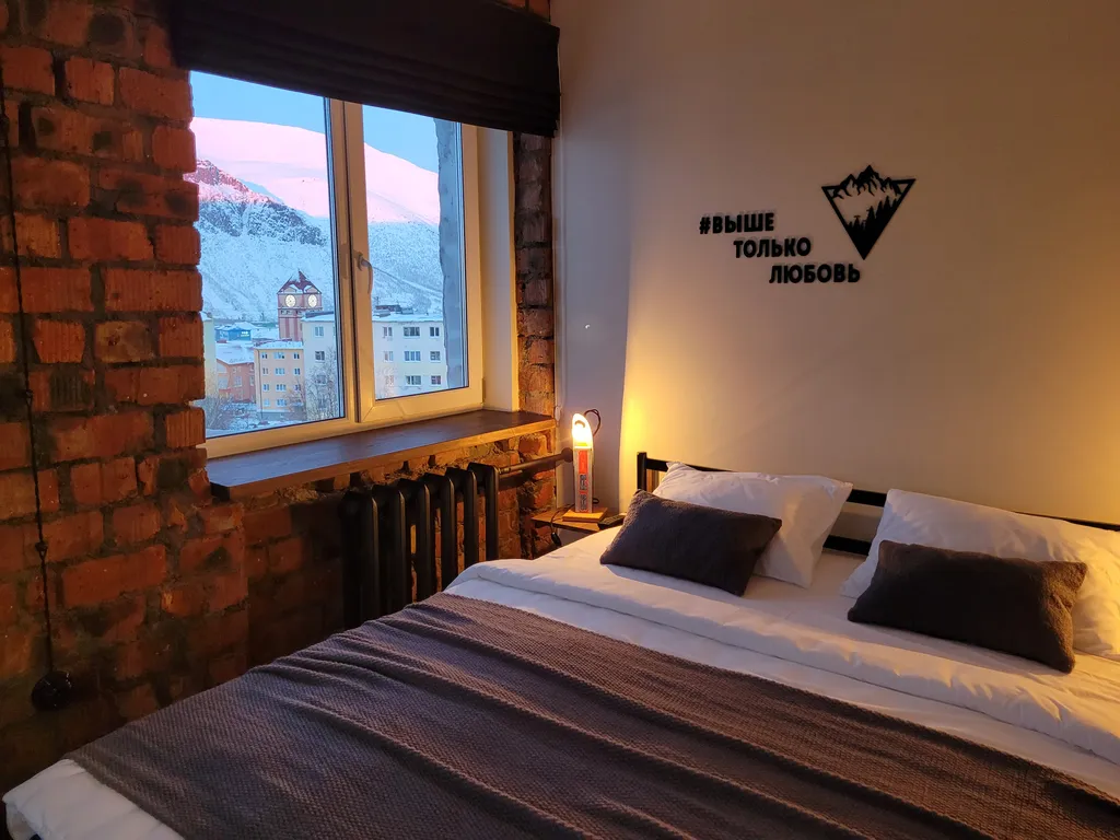 Квартира 2-комнатная квартира с шикарным видом — Кировск