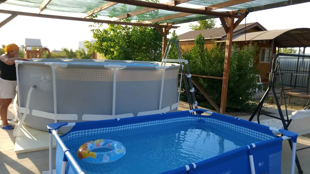 Коттедж Домик для семьи — Кучугуры