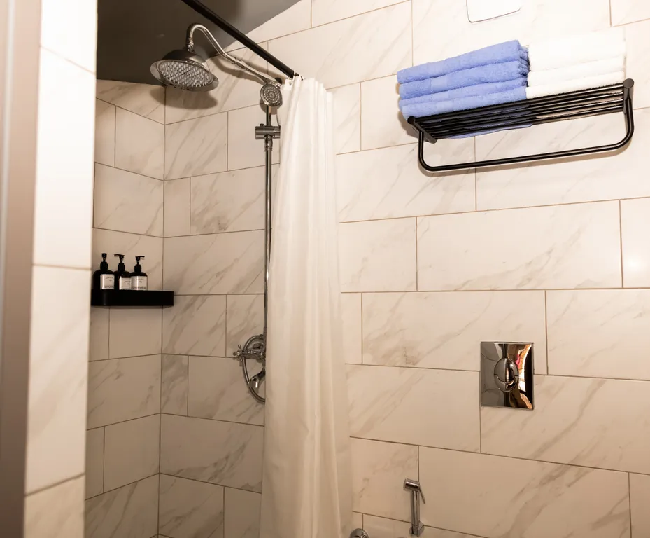 Дом у берега моря