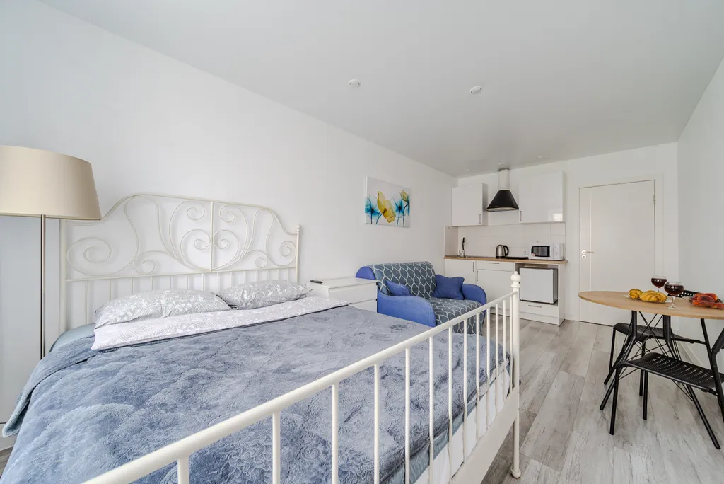 Стильная студия рядом с метро