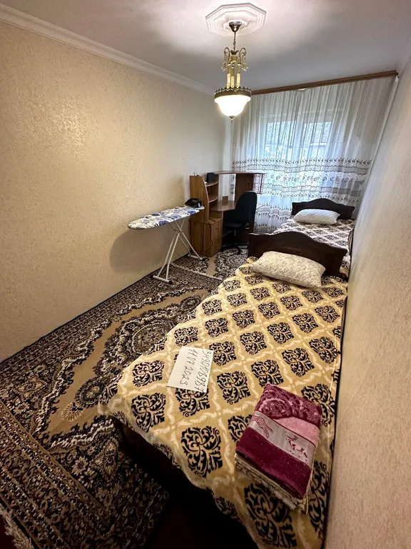 Квартира находится в центре посёлка Дубки