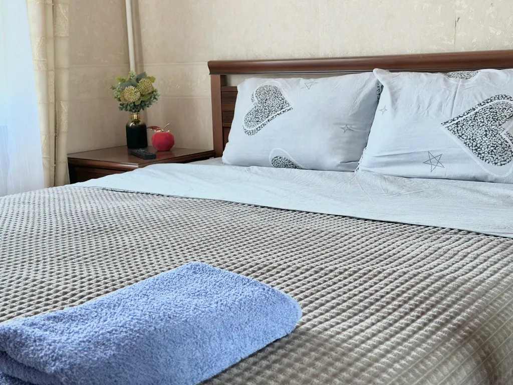 Просторная квартира у дворца спорта Юбилейный — аренда посуточно в Смоленск