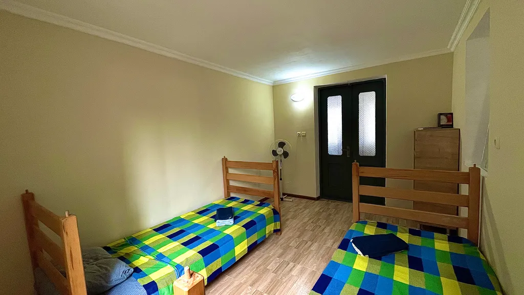 Этаж для большой компании в гостевом доме у моря