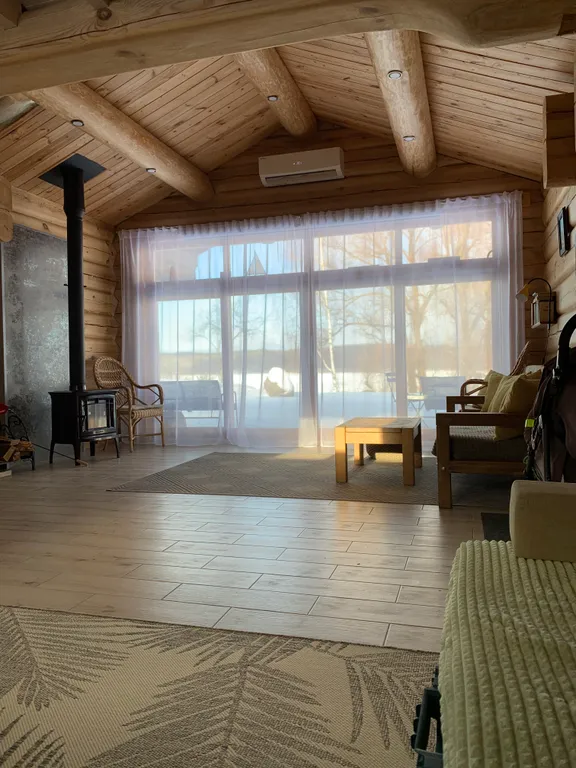 Дом у озера