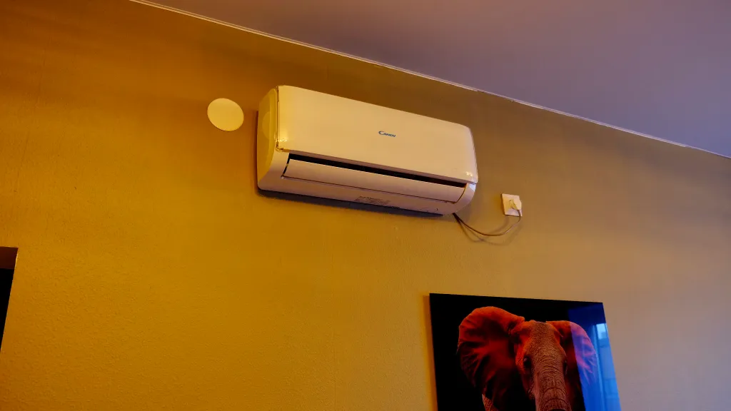 Студия у метро