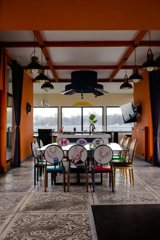 Дом на воде на Петроградской