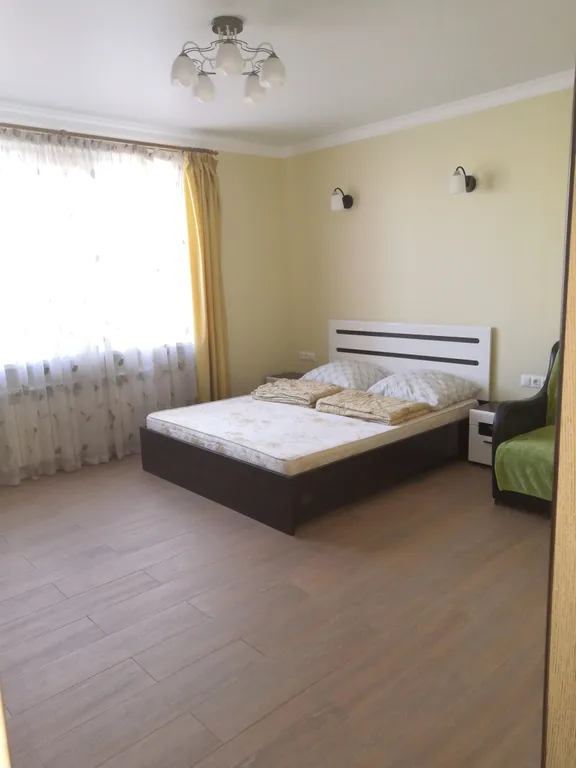 Уютный дом в центре города курорта