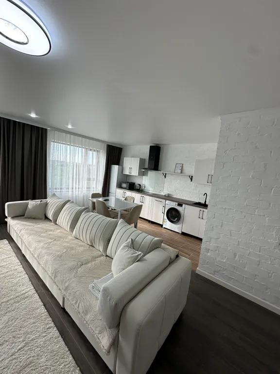 Апартаменты на Академической №19