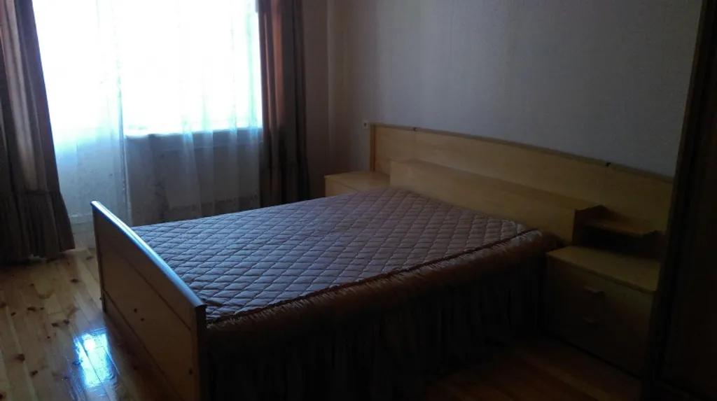 4-комнатная Квартира