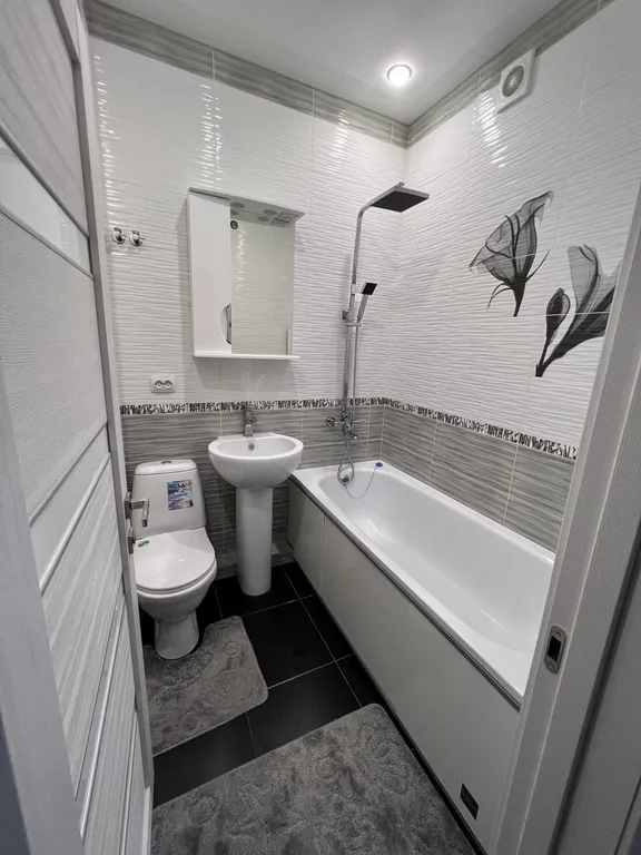 Квартира с балконом на центральной улице города