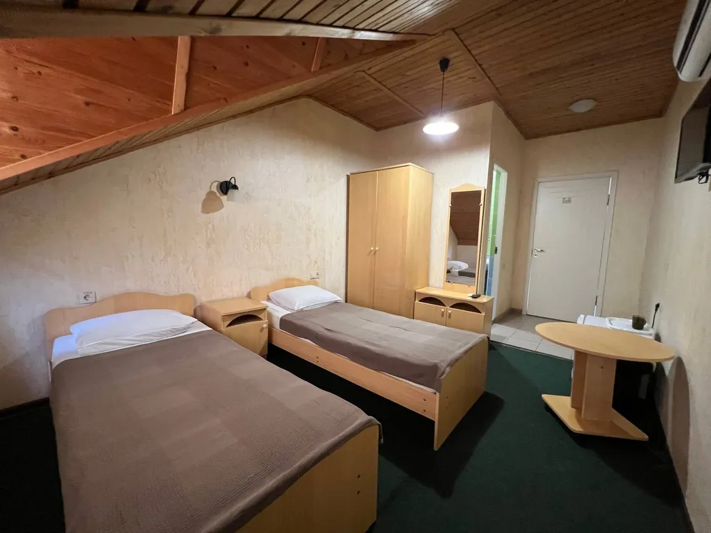 Бюджетный двухместный номер с 2 отдельными кроватями