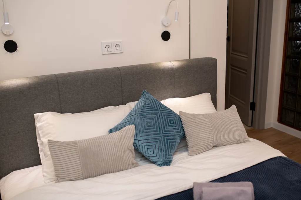 Квартира у пруда