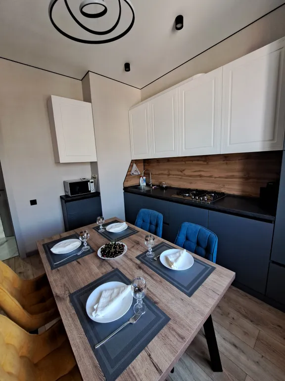 Уютная 2-комнатная квартира с видом на горы