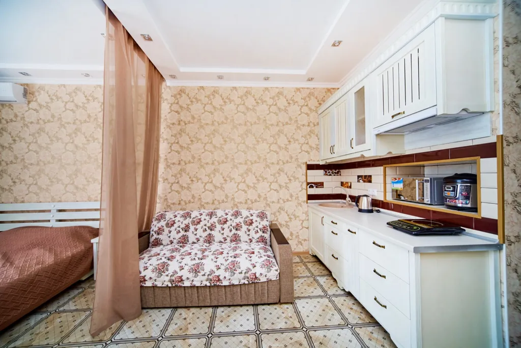 Апартаменты с видом на море в комплексе Наш Парус