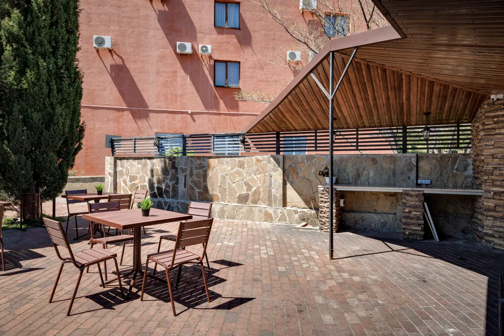 Трехкомнатная квартира с панорамным видом на море